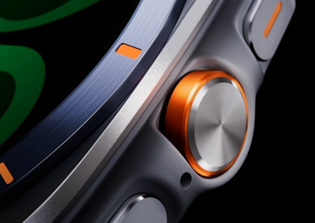A close-up of the Watch Ultra quick button