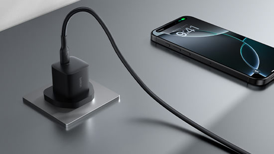 One port, 25W of power