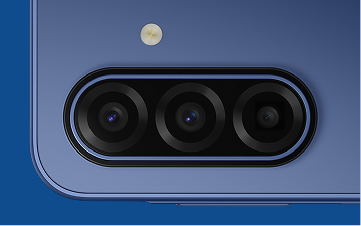 Close of the A17 5G's triple camera