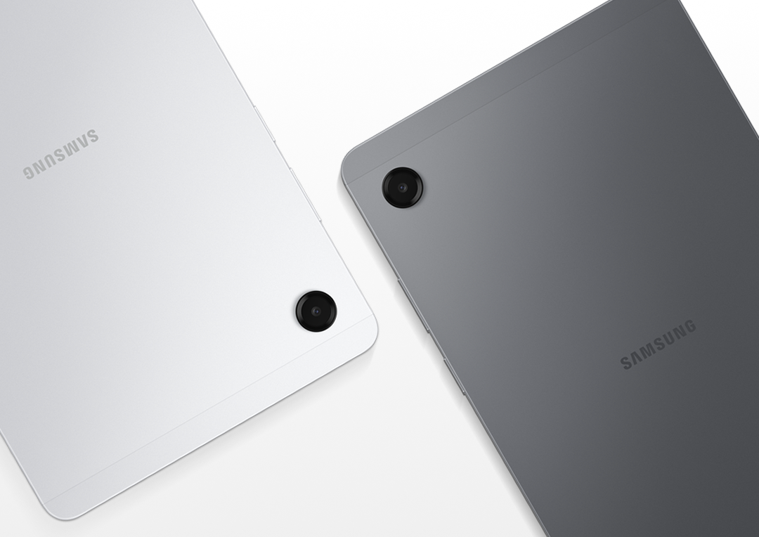 Illustration showing the Tab S10 Lite multitasking